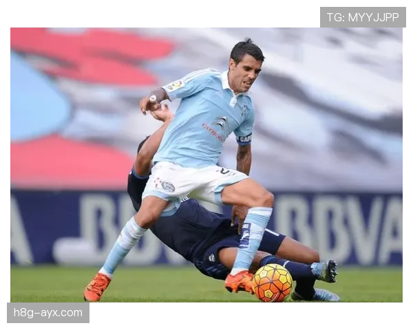 塞维利亚新赛季备战状态火热，英勇表现引关注