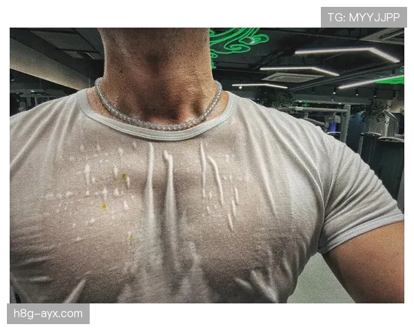 仲满这训练强度，凌晨四点健身房打卡是认真的？